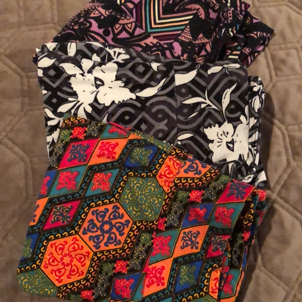 Lularoe leggings 3 pair